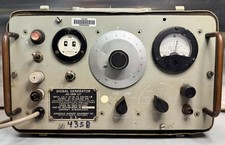 Signal Generator AN/URM-127