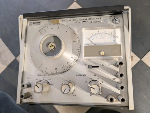 Philips 5126 sine - philips, square